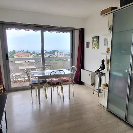 Apartment Spacieux 2 Pieces Vue Piscine